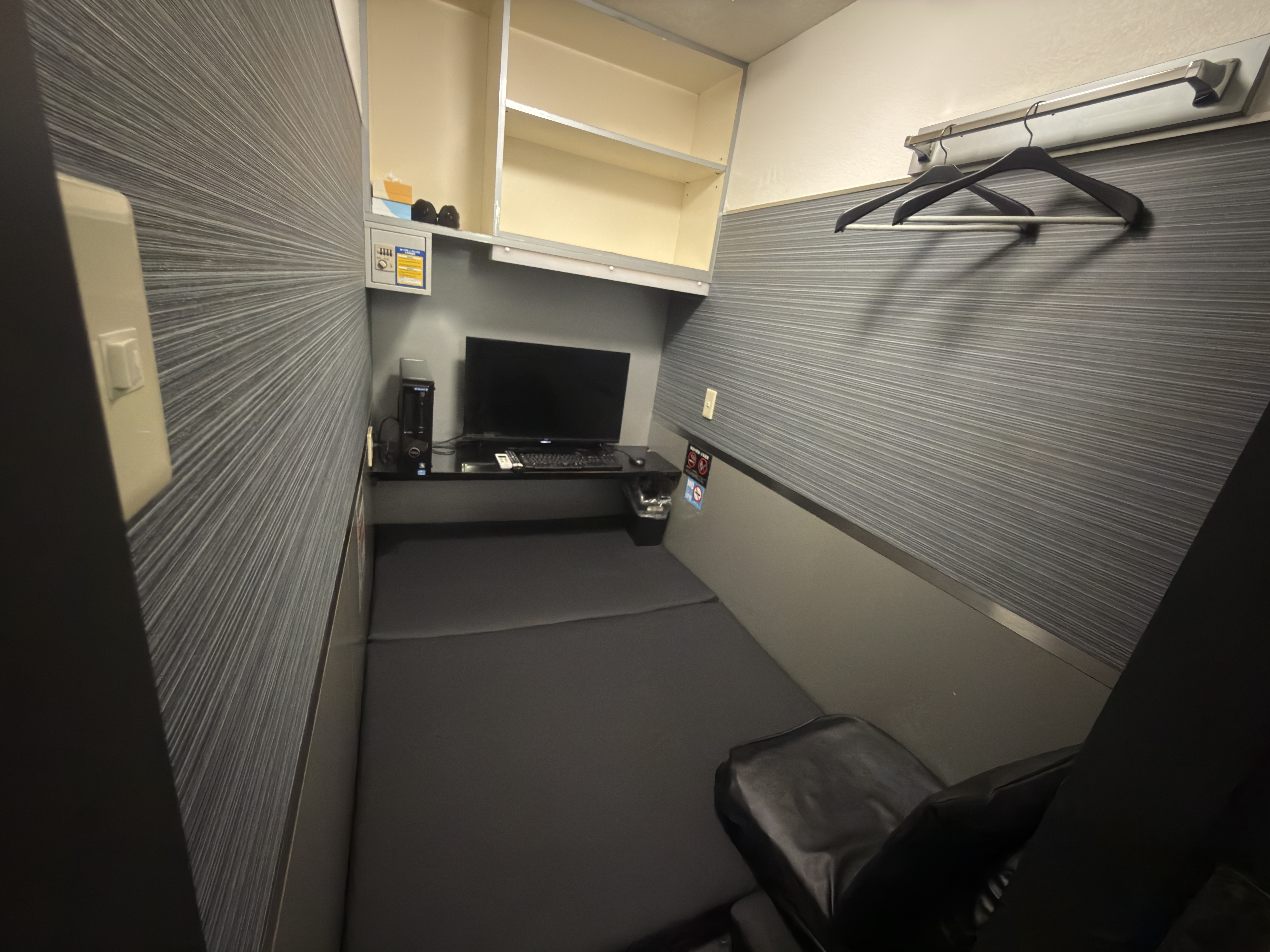 鍵付き完全個室｜ネットルーム原町店｜ネットカフェ|コインランドリー